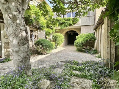 /international/fr/oppede-provence-alpes-cote-d-azur-310100140752/?lang=zh-tw
