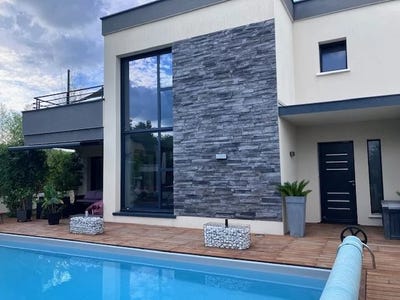 /international/fr/brochon-burgundy-310101287925/