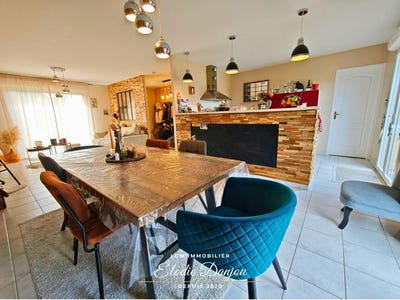 /international/fr/chateaudun-centre-val-de-loire-310109095044/?lang=th