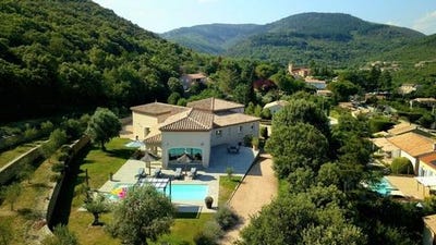 /international/fr/lamalou-les-bains-languedoc-roussillon-310106021256/