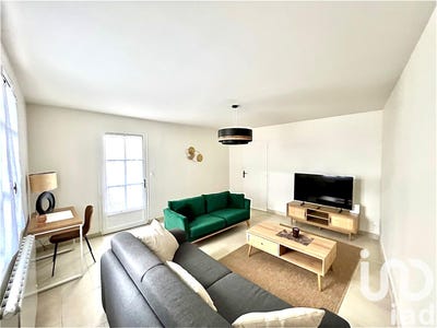 /international/fr/saumur-pays-de-la-loire-310100234854/