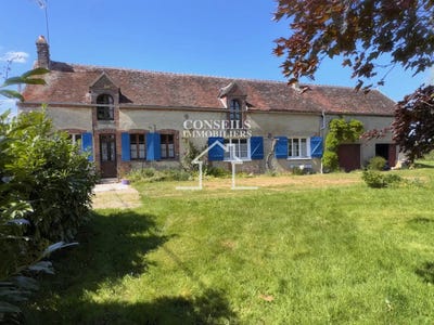 /international/fr/villeneuve-sur-yonne-burgundy-310107816534/