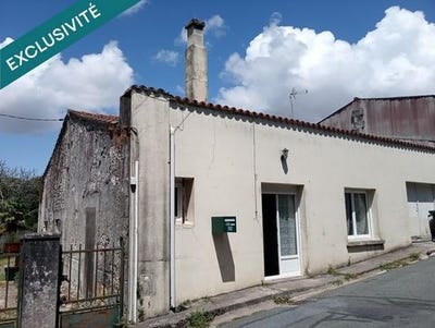 /international/fr/chenac-saint-seurin-d-uzet-charente-310100830675/