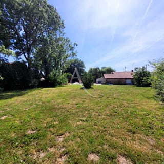 /international/fr/le-champ-saint-pere-pays-de-la-loire-310104463612/