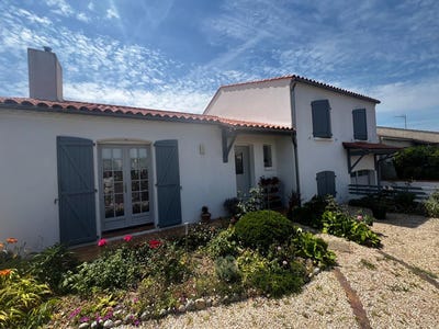 /international/fr/les-sables-d-olonne-pays-de-la-loire-310109019973/
