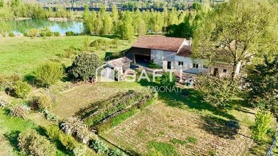 /international/fr/saint-sixte-aquitaine-310107332423/