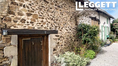 /international/fr/massignac-charente-310104228301/