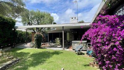 /international/fr/cap-d-antibes-hh-15842134-antibes-provence-alpes-cote-d-azur-310101226357/