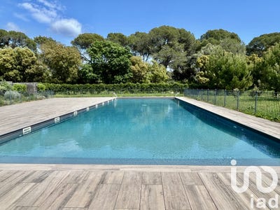 /international/fr/la-londe-les-maures-provence-alpes-cote-d-azur-310100786943/?lang=zh-tw