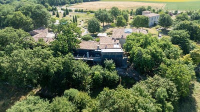 /international/fr/lectoure-midi-pyrenees-310101335487/?lang=en