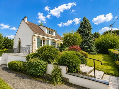 /international/fr/coye-la-foret-picardie-310109745346/