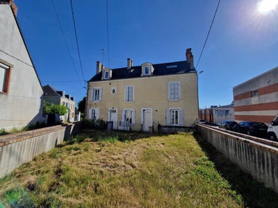 /international/fr/1-rue-de-l-hospice-vierzon-centre-val-de-loire-310100458294/