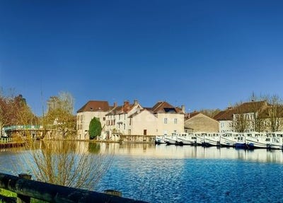 /international/fr/st-berain-sur-dheune-burgundy-310099784926/
