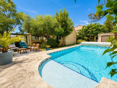 /international/fr/adissan-languedoc-roussillon-310108264508/