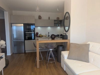 /international/fr/nevers-burgundy-310104990821/