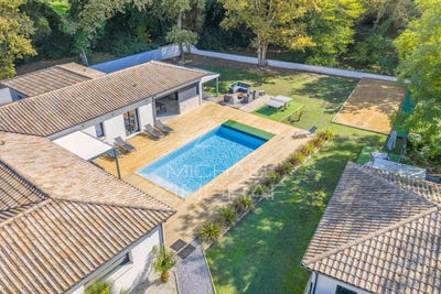 /international/fr/salles-charente-310104225248/