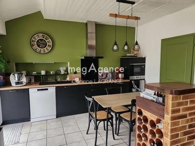 /international/fr/saint-leon-sur-l-isle-aquitaine-310105992299/