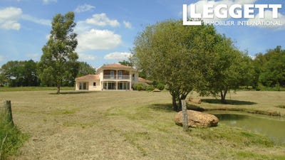 /international/fr/availles-limouzine-charente-310093865708/?lang=en