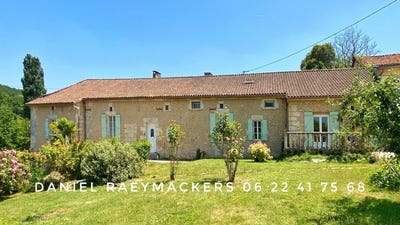 /international/fr/neuvic-aquitaine-310107817309/