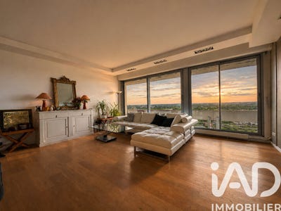 /international/fr/blois-centre-val-de-loire-310108989921/