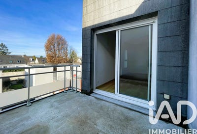 /international/fr/tours-centre-val-de-loire-310104232074/