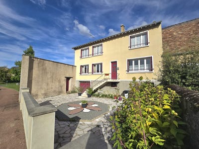 /international/fr/juigne-sur-sarthe-pays-de-la-loire-310102483717/