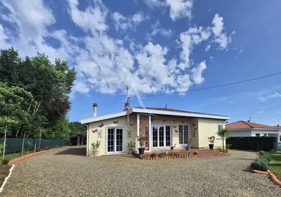 /international/fr/avenue-du-marsan-villeneuve-de-marsan-aquitaine-310107578717/
