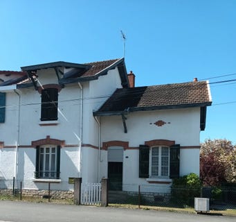 /international/fr/montceau-les-mines-burgundy-310107837626/