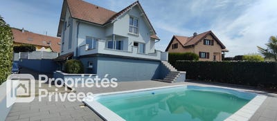 /international/fr/rougemont-le-chateau-franche-comte-310107865219/