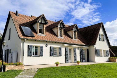 /international/fr/perrigny-sur-loire-burgundy-310105234389/