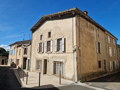 /international/fr/trebes-languedoc-roussillon-310103140459/