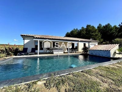 /international/fr/poussignac-aquitaine-310104802819/