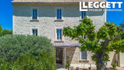 /international/fr/les-mees-provence-alpes-cote-d-azur-310100293249/