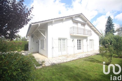 /international/fr/moumour-aquitaine-310097946029/