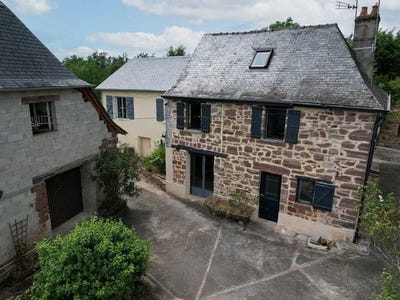 /international/fr/saint-bonnet-la-riviere-limousin-310108530716/