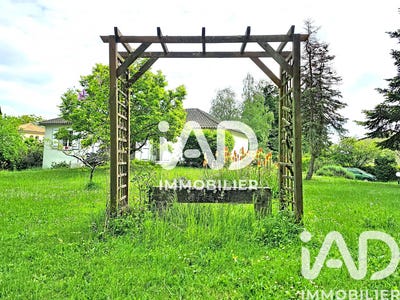 /international/fr/savigny-levescault-charente-310108180600/