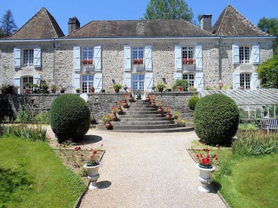 /international/fr/nontron-aquitaine-310105212304/