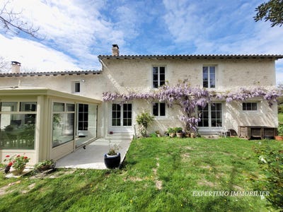 /international/fr/mirambeau-charente-120093576184/
