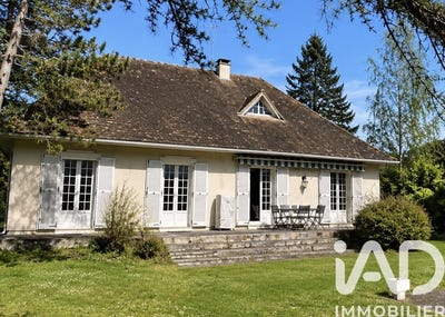 /international/fr/foecy-centre-val-de-loire-310108726198/