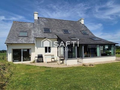 /international/fr/saint-derrien-brittany-310107978369/