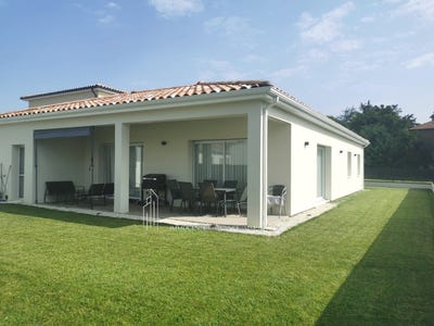 /international/fr/romans-sur-isere-rhone-310100903389/