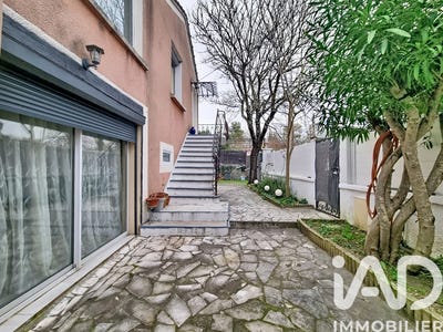 /international/fr/quissac-languedoc-roussillon-310106426848/
