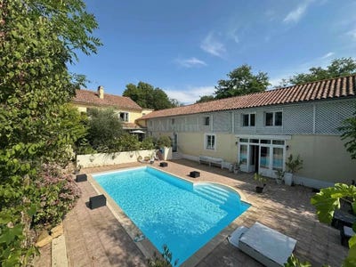 /international/fr/franquevielle-midi-pyrenees-310103224303/