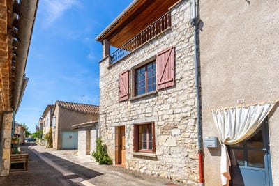 /international/fr/lauzerte-midi-pyrenees-310119973643/