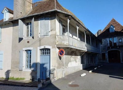 /international/fr/salies-de-bearn-aquitaine-120083531814/