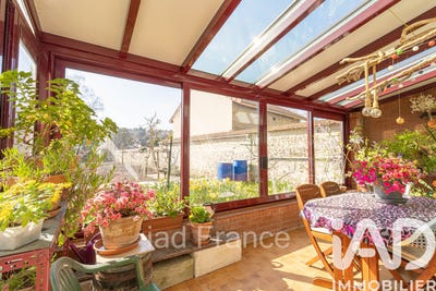 /international/fr/nezel-ile-de-france-310105717899/