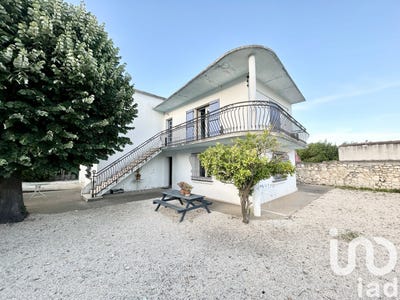 /international/fr/saint-gilles-burgundy-310100011095/
