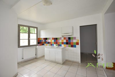 /international/fr/montbron-charente-310108111550/