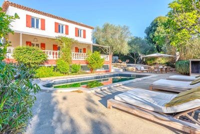 /international/fr/ste-maxime-hh-15672483-sainte-maxime-provence-alpes-cote-d-azur-310100959396/