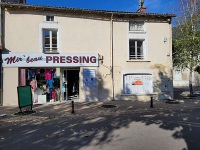 /international/fr/mirebeau-charente-310102765235/